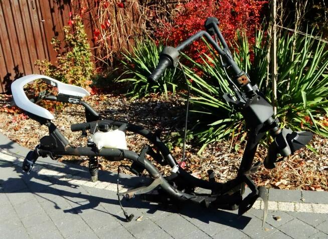 Rama PEUGEOT ELYSTAR 50 + akcesoria