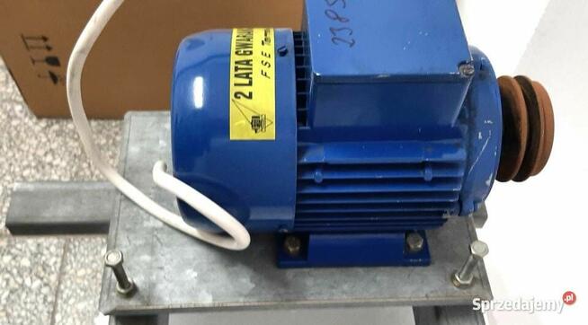 Polecam 2 Silniki 230/400V 1,1 kw i 0,9 kw z Kompresorem