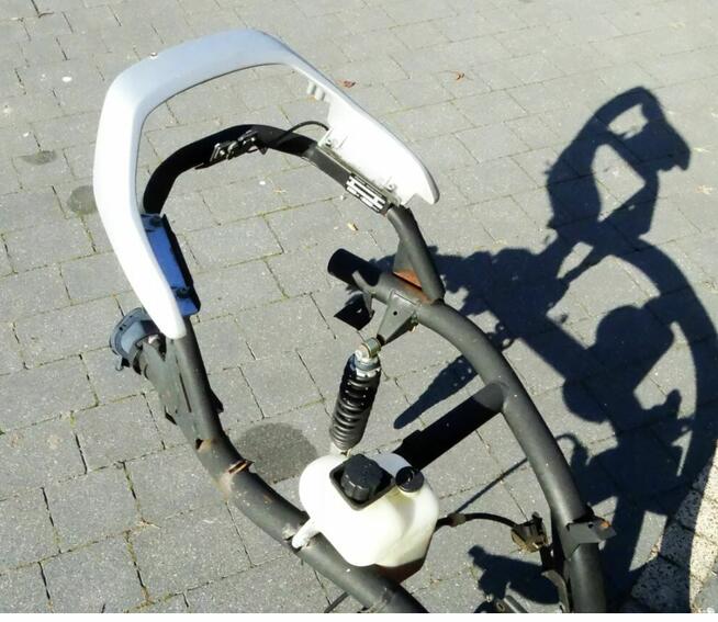 Rama PEUGEOT ELYSTAR 50 + akcesoria