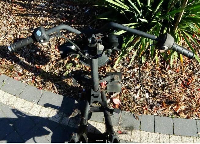 Rama PEUGEOT ELYSTAR 50 + akcesoria