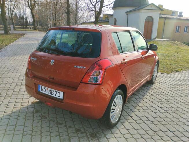 Suzuki Swift 1.3 benzyna 2009 r.