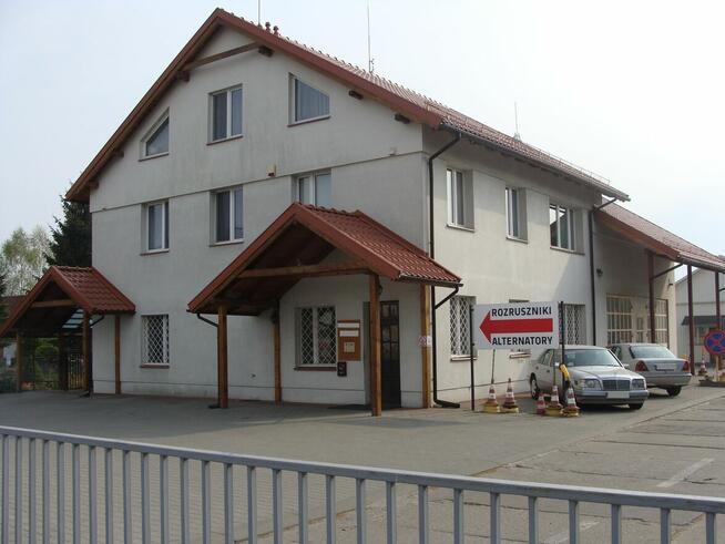 Piętrowy dom ,warsztat - sprzedam INWESTYCJA np.zajazd, motel