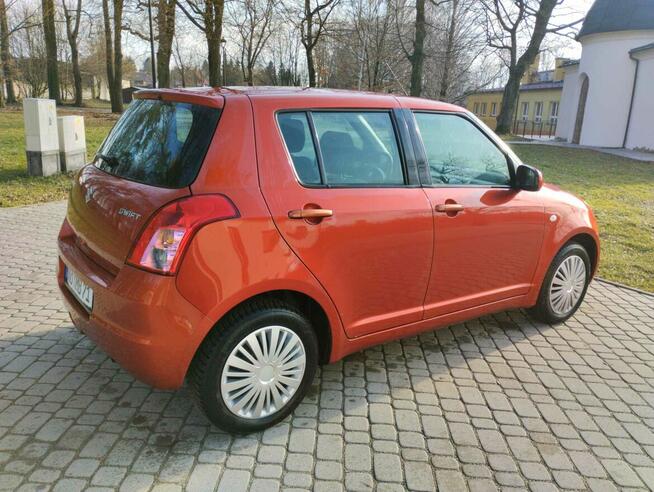 Suzuki Swift 1.3 benzyna 2009 r.
