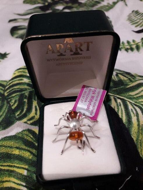 Srebrna broszka pr925 bursztyn Biżuteria Artystyczna Nowa