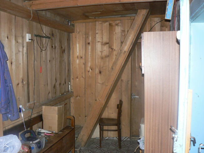 PODSZKLE - sprzedam nieruchomość dom na działce