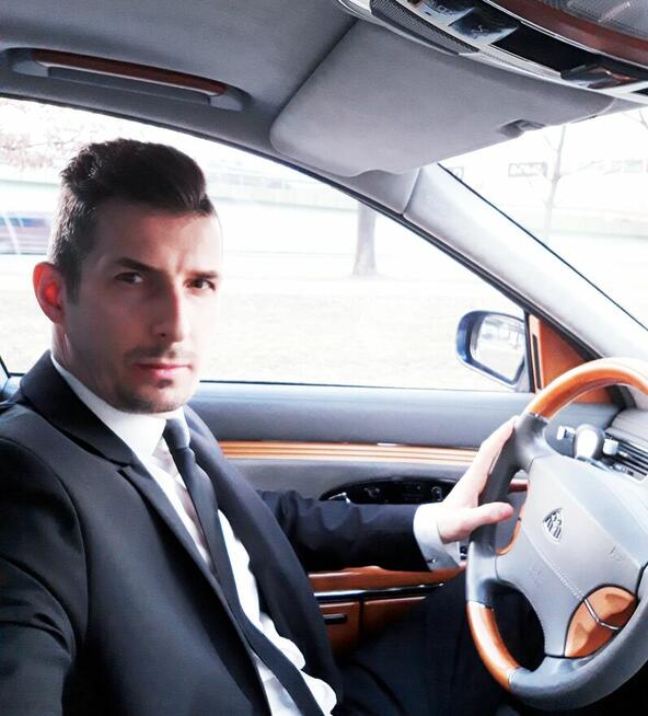 Prywatny Osobisty Kierowca Szofer .
