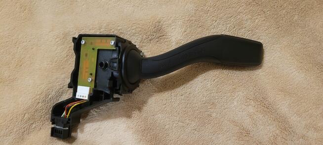 Manetka świateł i kierunków 8P0953513C LIFT A3 8P