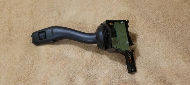 Manetka wycieraczek sterowania FIS 8P0953519E A3 S3 RS3 8P