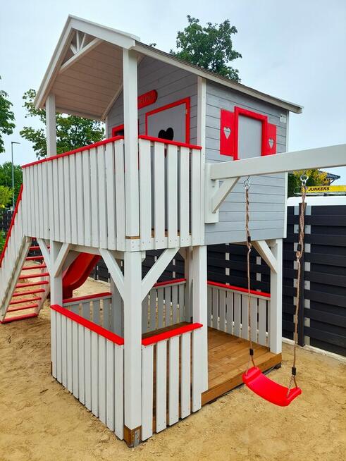 Wymarzony domek plac zabaw dla dziecka