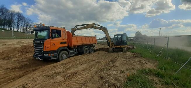 Beton półsuchy B15 B20 B25 betoniarnia transport wywrotka
