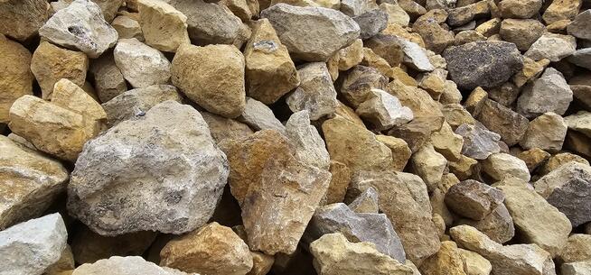 Grys 2-8 Kruszywa Kamień Transport pod kostkę wysiewka