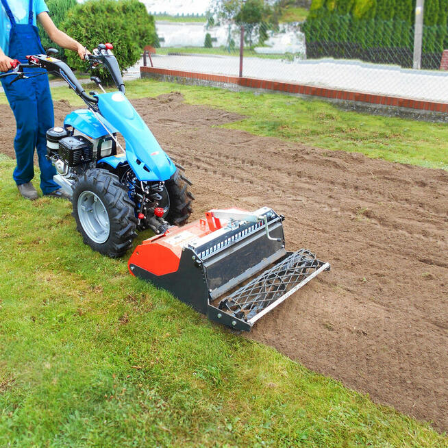 Zakładanie trawnika, koszenie, wertykulacja