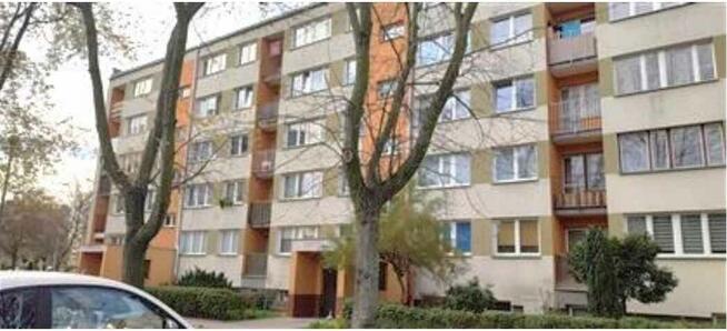 SYNDYK SPRZEDA 1/2 UDZIAŁU W NIERUCHOMOŚCI