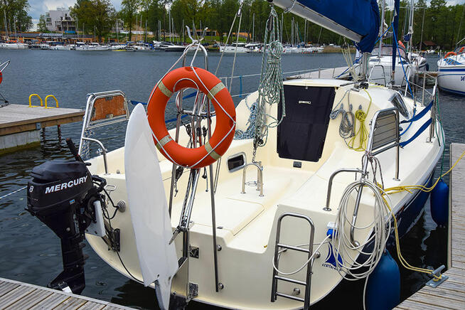 Czarter jachtu Maxus 28