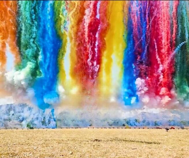 Kolorowe wystrzały dymne (miny dymne) - Time4Fun Radom!