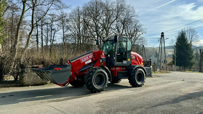 Nowa ładowarka teleskopowa KMM 825T