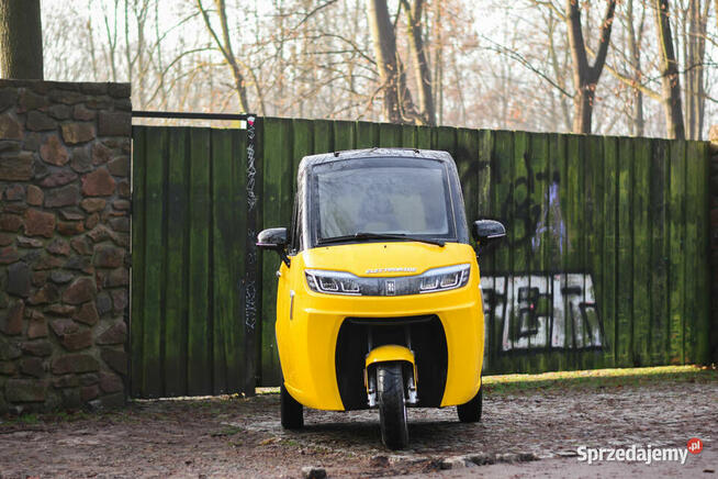 ELECTRORIDE FUTURI 3 zabudowany trójkołowiec elektryczny