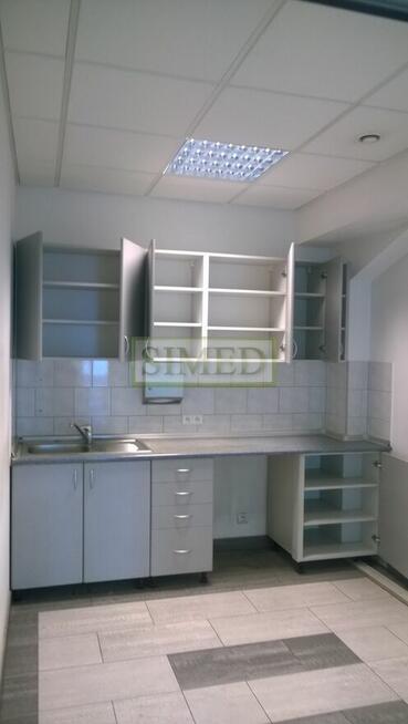 Parter222 m 2,strefa dostaw od parkingu,dostep24 .