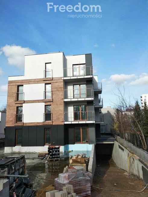 Dwupokojowy penthouse z balkonem