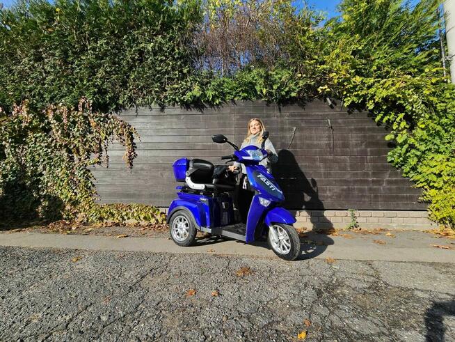 ELECTRORIDE: Skuter trójkołowy FASTI 3 z pasem bezpieczeństwa