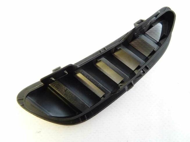 Kupię KRATKA NAWIEWU Z DESKI ROZDZIELCZEJ do Opel Corsa E