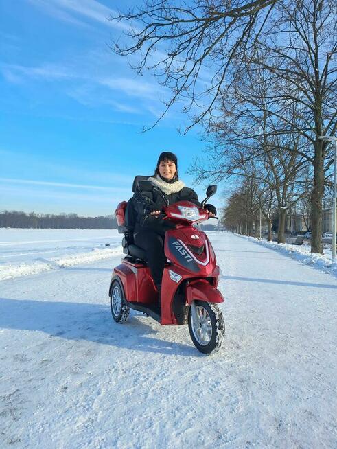 Elektryczny skuter Fasti 3 Max - dodatkowa bateria + pas