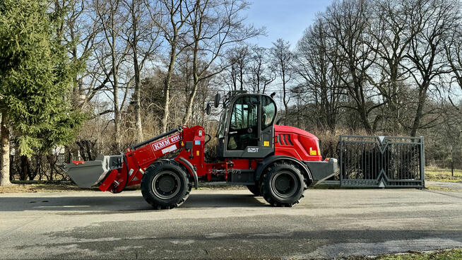 Nowa ładowarka teleskopowa KMM 825T