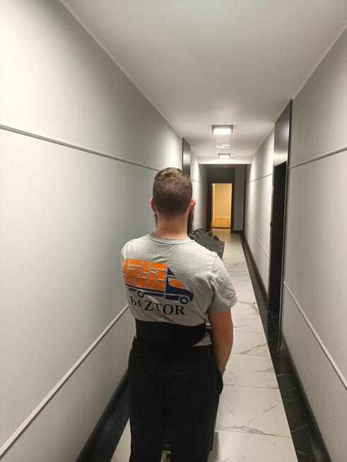 Przeprowadzki Toruń Transport Mebli Wywóz Staroci Baztor