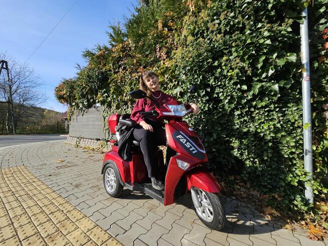 Skuter elektryczny czterokołowy Fasti 3, czerwony