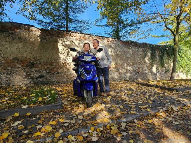 Skuter elektryczny trzykołowy Fasti 3 z daszkiem