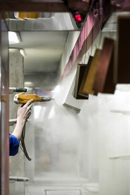 Lakiernik doświadczony lub do przyuczenia