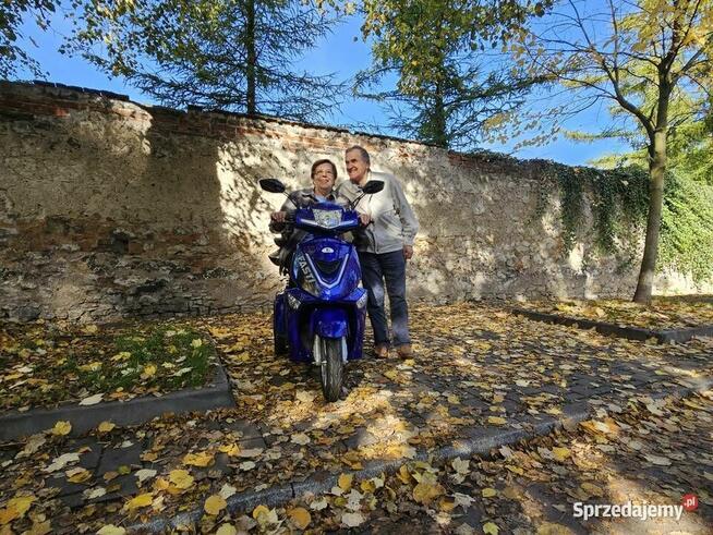 Skuter elektryczny czterokołowy Fasti 3, niebieski