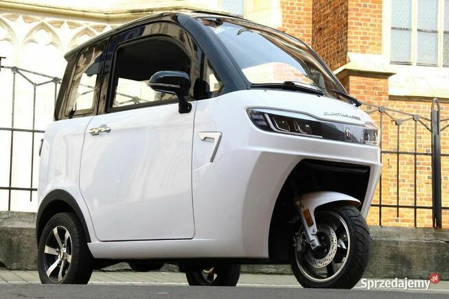Zabudowany trójkołowiec ELECTRORIDE FUTURI 3