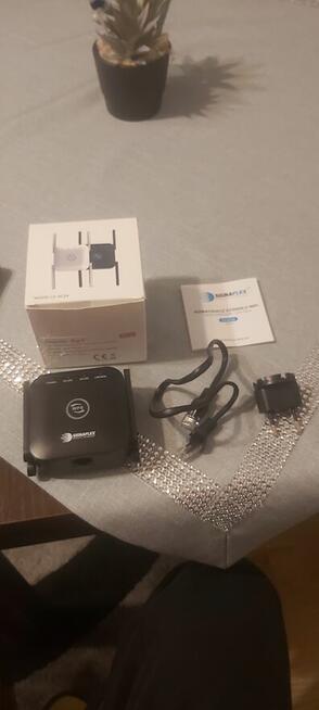 Sprzedam Wzmacniacz Wifi Signaflex Lv-Ac24