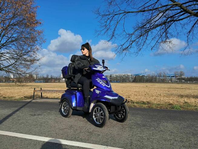 FASTI 4 Max czterokołowy skuter elektryczny, niebieski