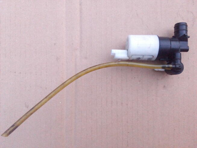 Pompka spryskiwaczy Peugeot 207 307 Citroen C3 C4 Renault