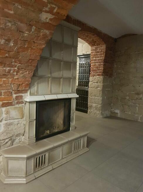 LOKAL UŻYTKOWY W KAMIENICY CENTRUM BLISKO KAUFLANDA 85 M2