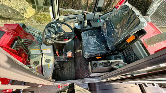 Nowa ładowarka teleskopowa KMM 825T