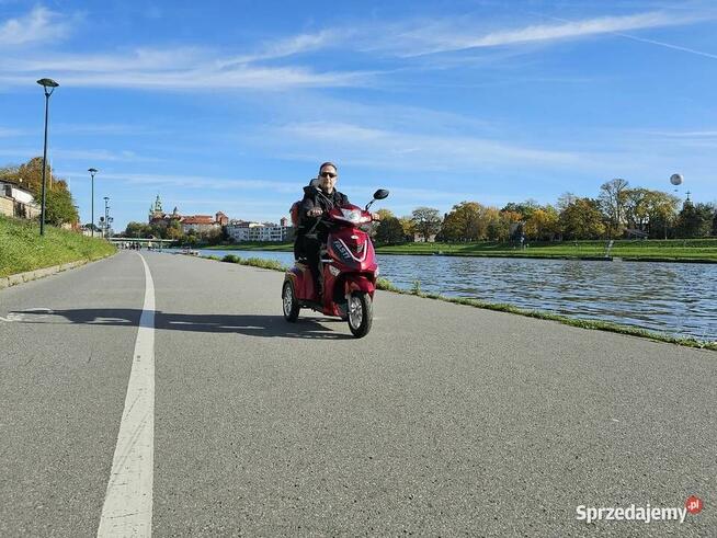 Skuter elektryczny trójkołowy Fasti 3 Max, czerwony