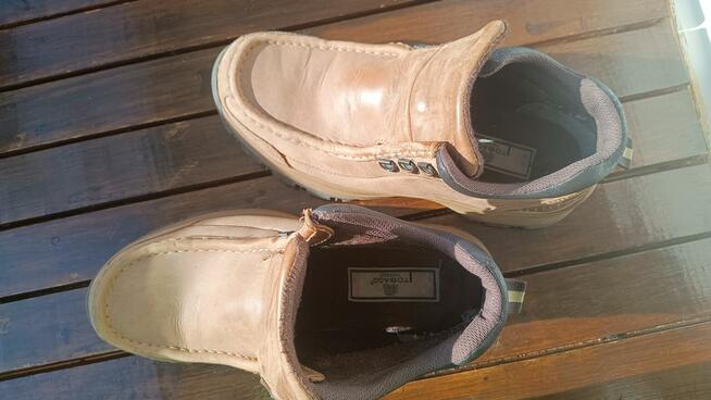 Sprzedaje buty terenowe