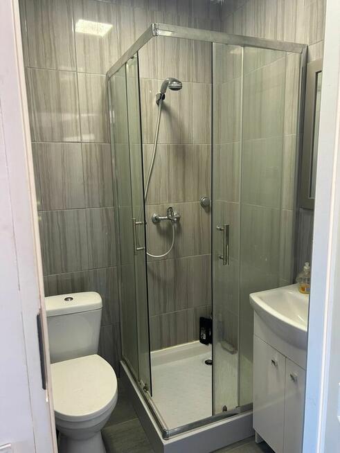 Bezpośrednio sprzedam dwa budynki Nowosolna