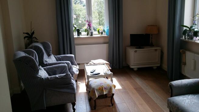 1/2udziałów; Działka 1269m2 Dom 242m2