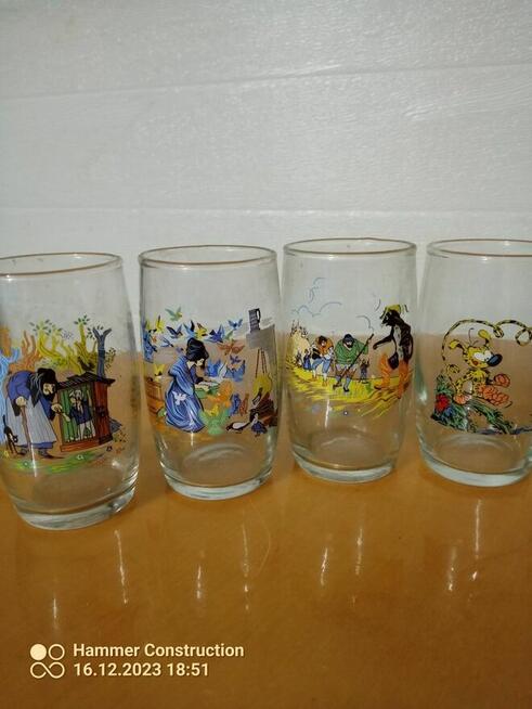 Sprzedam szklanki PRL