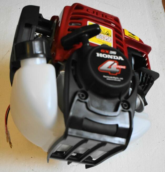 Silnik spalinowy czterosuwowy Honda GX35