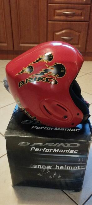 Kask narciarski BRIKO