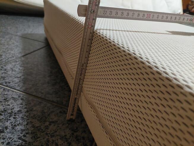 Latex Materac Ortopedyczny 140 x 200 x 20