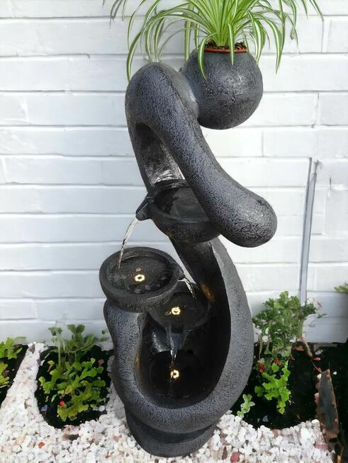 FONTANNA OGRODOWA M I A wys. 124 cm !! ośw. LED !!