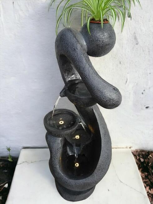 FONTANNA OGRODOWA M I A wys. 124 cm !! ośw. LED !!