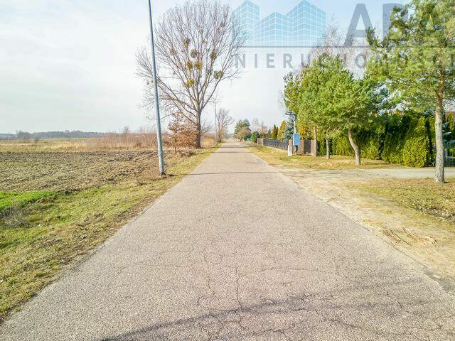 Działka budowlana przy lesie - Janowice gm. Stare Miasto