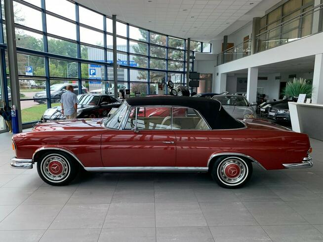 Mercedes inny W111 220SE z prywatnej Kolekcji